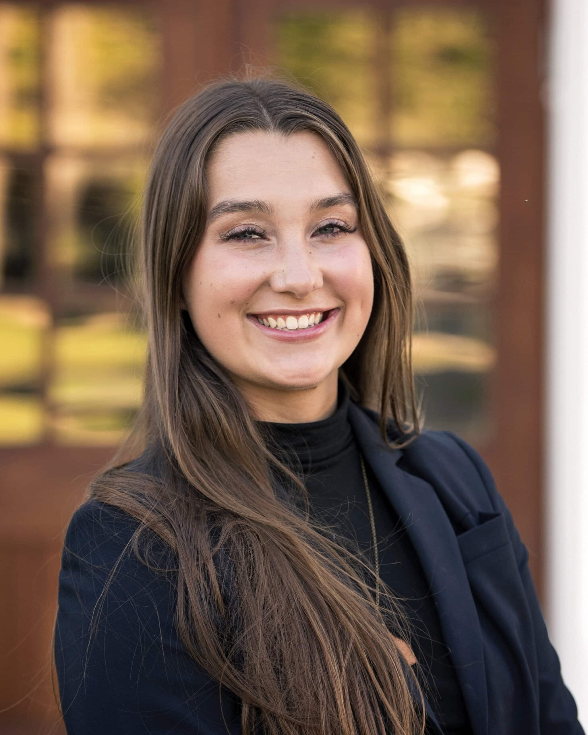 2025 Dick Turner Scholarship recipient Lainie Muir