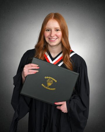 Sarah Kelly has been a member of the Boundary “C” 4-H Beef Club for 9 years, showing homegrown Angus steers and
heifers. Sarah has been accepted to attend University of Fraser Valley, Abbotsford, BC to pursue her Bachelor of Arts and Bachelor of Education.
 Congratulations Sarah, best of success as well is extended to you from your many friends and extended Angus families.